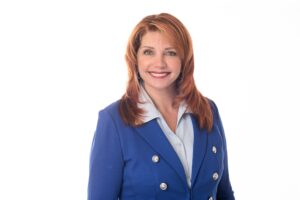 Dominique Kehayias headshot